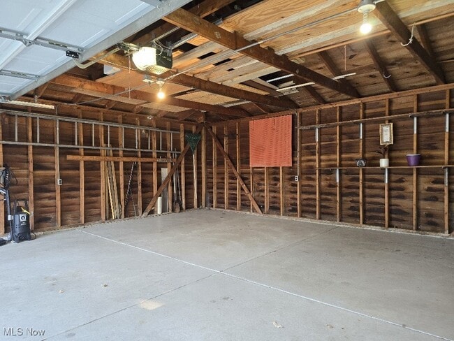 Building Photo - 24387 Lebern Dr