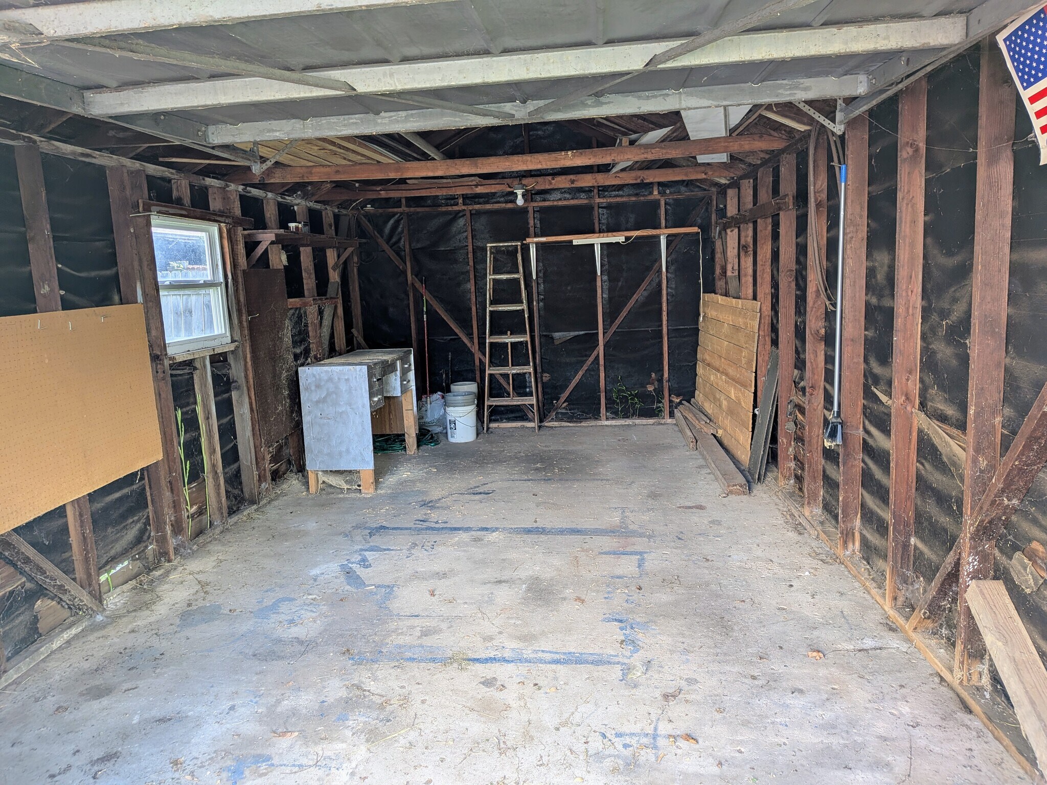 Building Photo - 543 Woodbury Ave