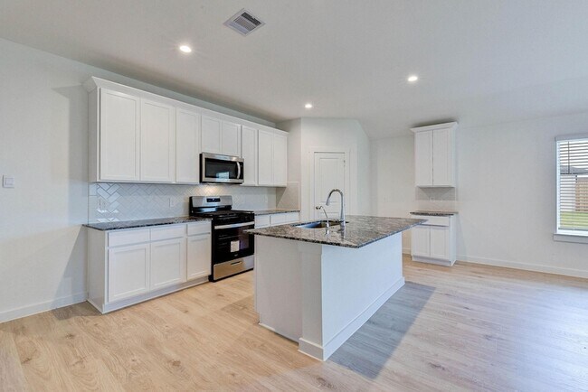 Building Photo - 7802 Bel Fiore Dr