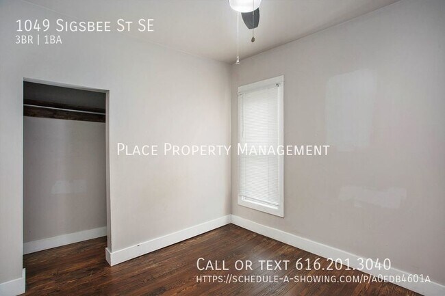 Building Photo - 1049 Sigsbee SE - Gorgeous 3 bedroom house!