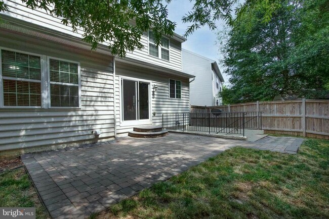 Building Photo - 4100 Presidential Hill Loop