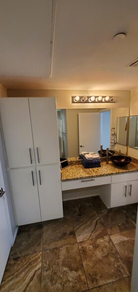 Building Photo - 3302 N 7th St