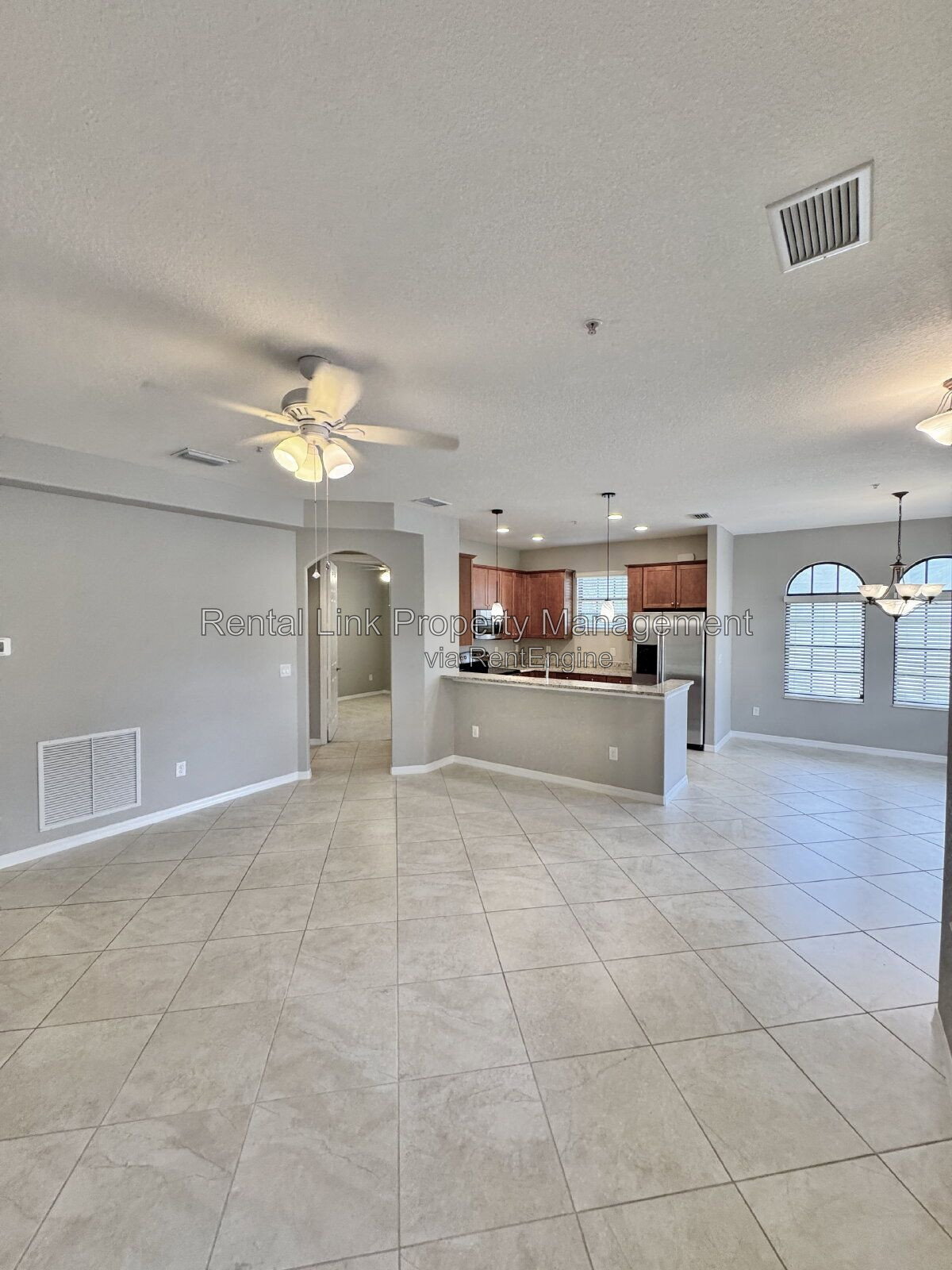 Building Photo - 11880 Adoncia Way