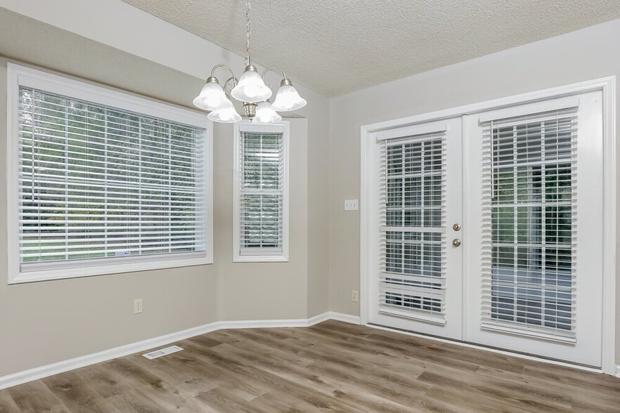 Building Photo - 1461 Smokey Mountain Dr