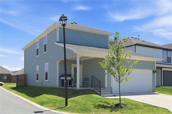 Building Photo - 233 S Harrogate Ln