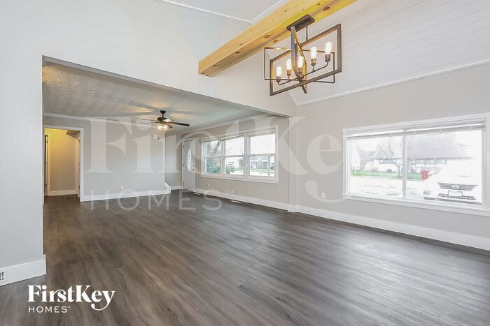 Building Photo - 3976 Richard Ave