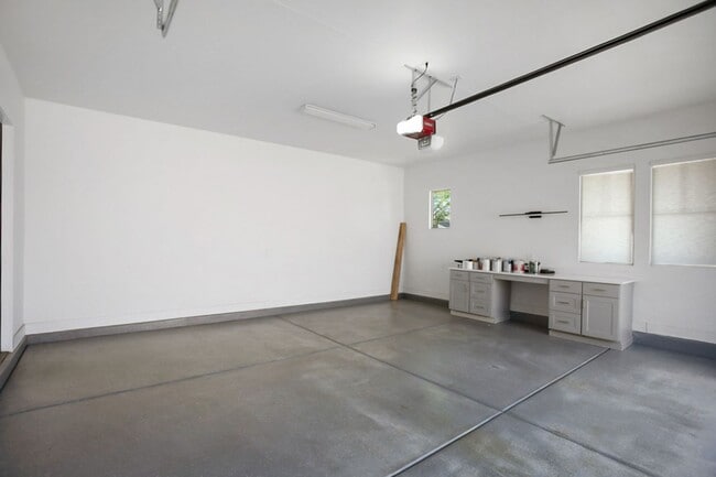 Building Photo - Single Story Pool Home In Reverence Guard Gated Community