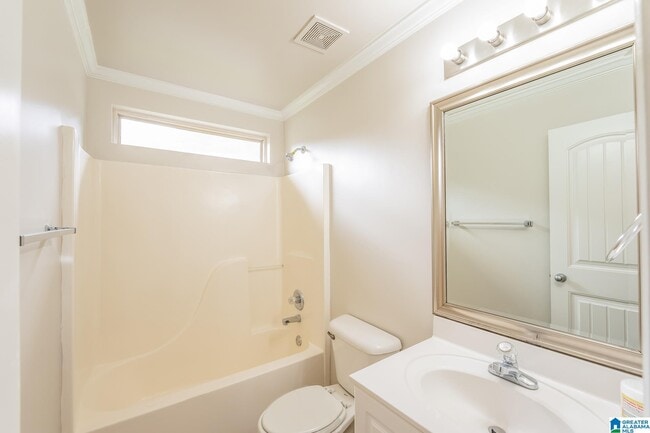 Building Photo - 270 Fox Run Cir