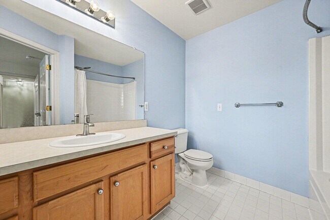 Building Photo - 2878 Barclay Wy
