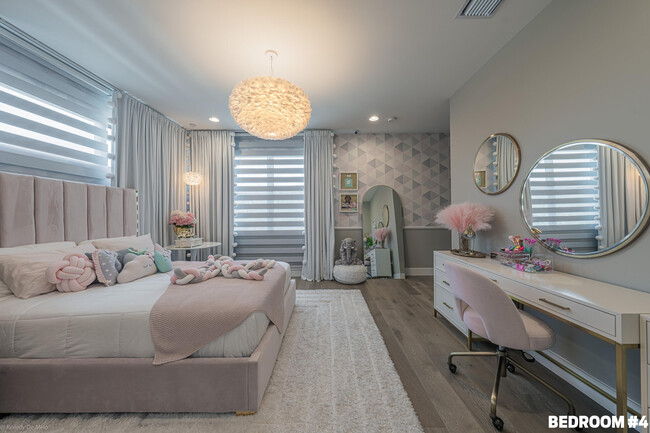 Building Photo - 17119 Aquavera Way