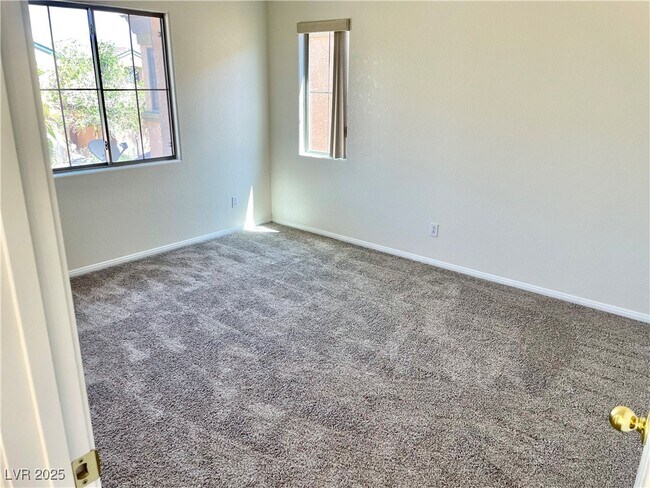 Building Photo - 8233 Strawberry Spring St