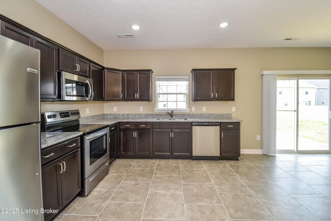 Building Photo - 10620 Brook Chase Ct