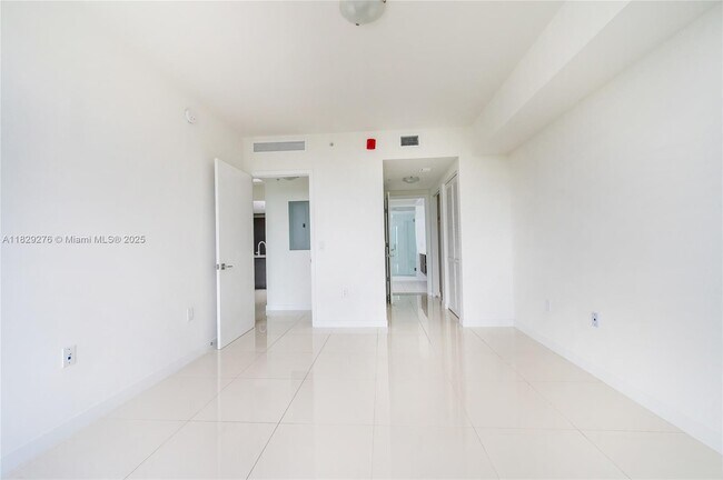Building Photo - 7825 NW 107th Ave