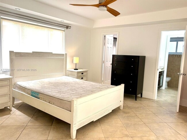 Building Photo - 4190 Pamona Ave