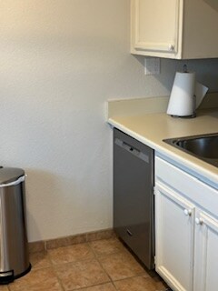 Building Photo - 7430 E Chaparral Rd