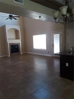 Building Photo - 3728 Coco Palm Dr