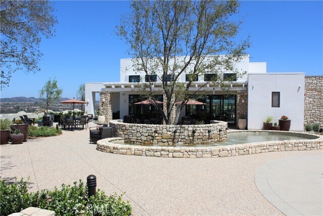 Building Photo - 809 Sunrise Rd