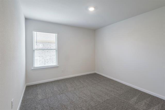 Building Photo - 709 Smokey Trail