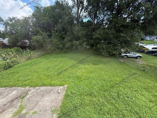 Building Photo - 507 Lowdermilk St