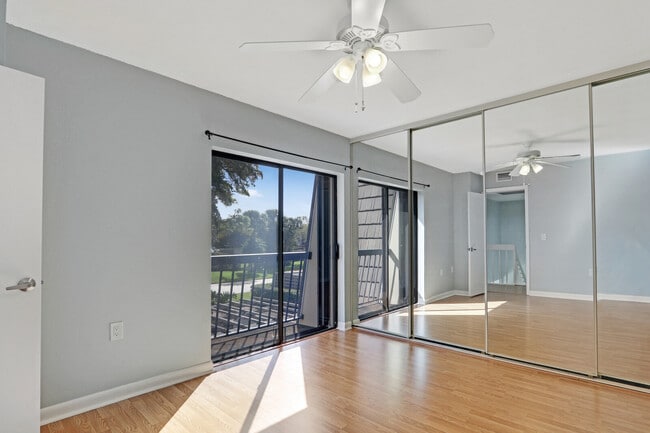 Building Photo - 803 8th Terrace