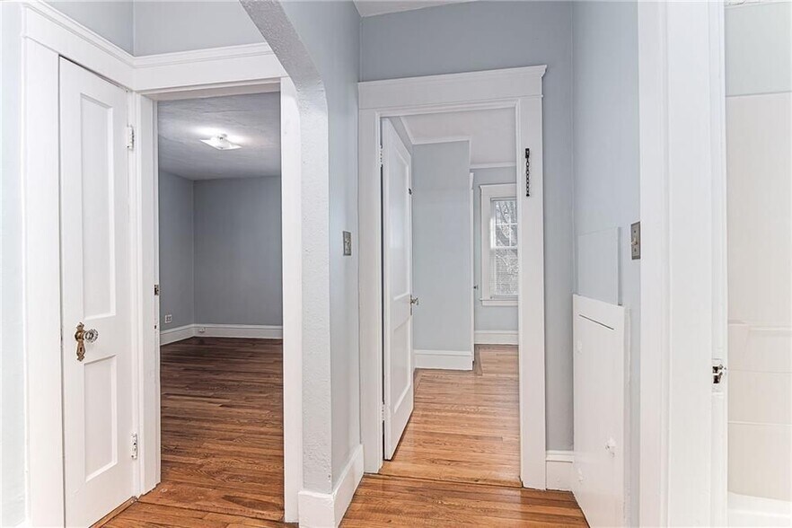 Building Photo - 30 Taft Ave