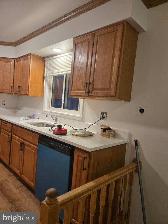 Building Photo - 16 Sherwood Ln