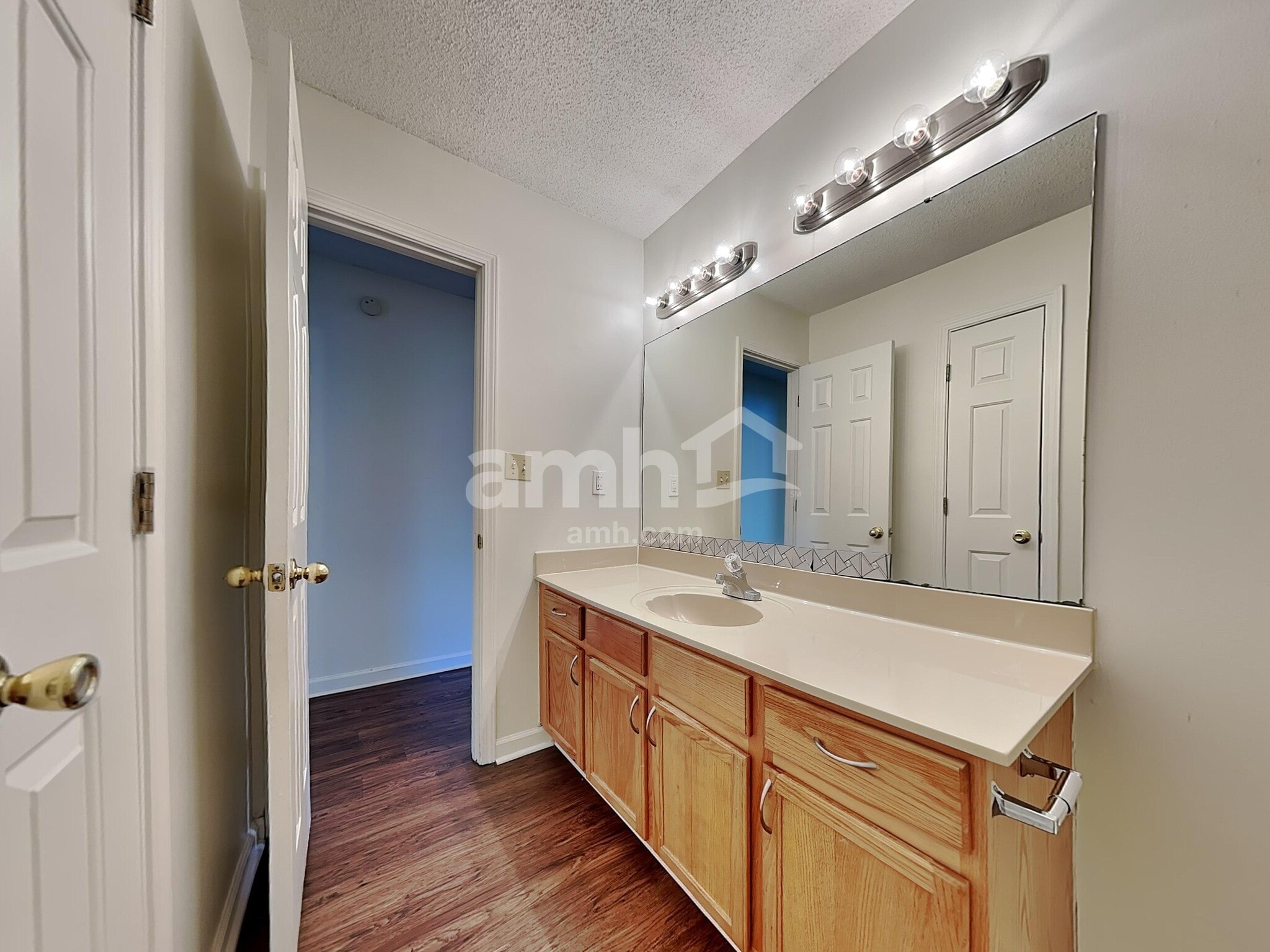 Building Photo - 1114 Green Fern Cv