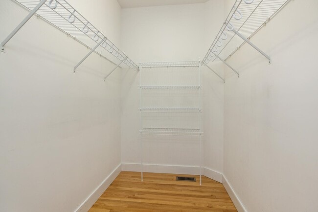 Building Photo - 50 Mainmast Cir