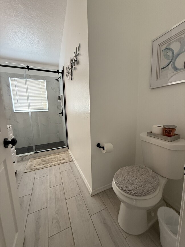 Building Photo - 2266 Mallard Creek Cir