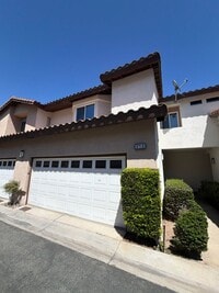 Building Photo - Beautiful 3 bedroom Condo is now available for rent in Riverside