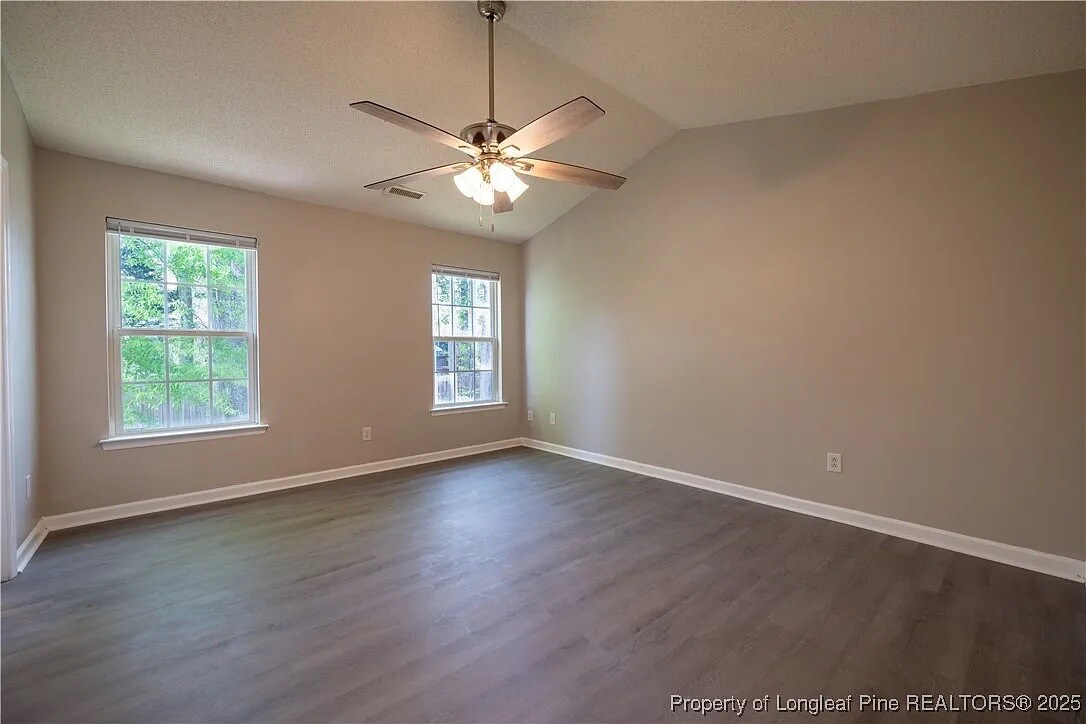 Building Photo - Room in House on Feldspar Way