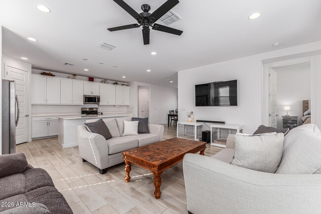 Building Photo - 3347 S 156th Ave