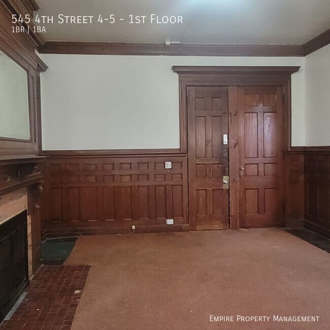 Building Photo - 545 4th St