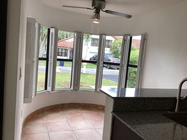 Building Photo - 11727 SW 107th Ln