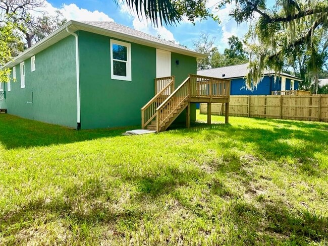 Building Photo - 7002 N 19th St