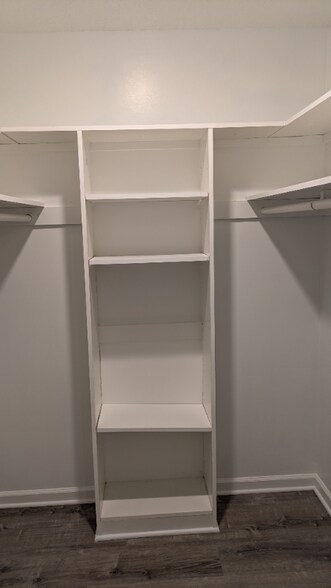 Building Photo - 10171 Haskins St