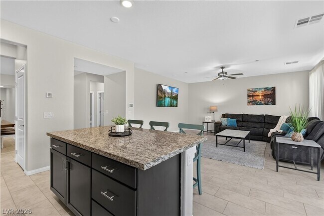 Building Photo - 325 Breve Ct