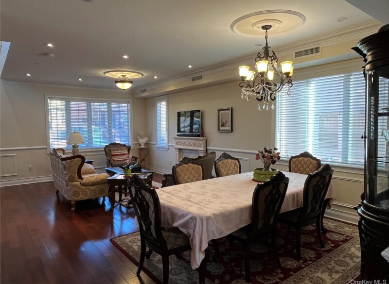 Building Photo - 55-69-69229 229th St