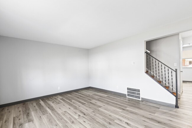 Interior Photo - Brickyard 60th