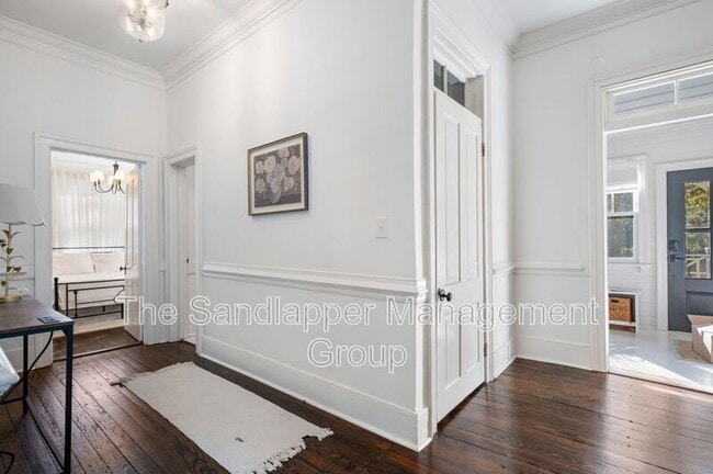 Building Photo - 216 W Carolina Ave