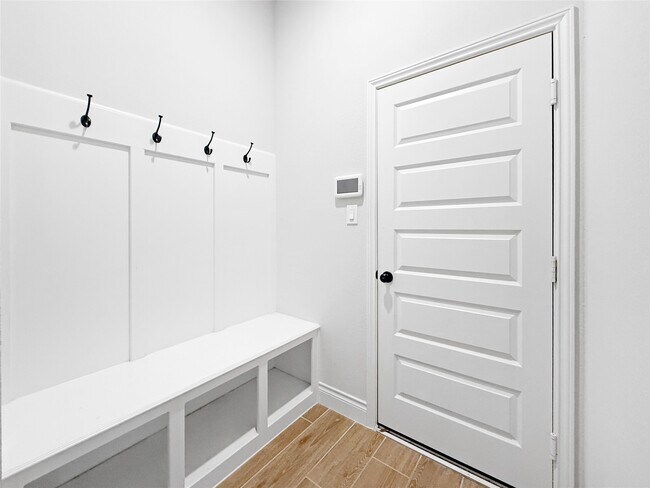 Building Photo - 28173 Knight Peak Dr