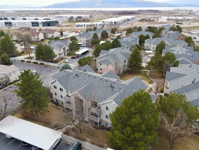 Building Photo - 1499 N 1200 W