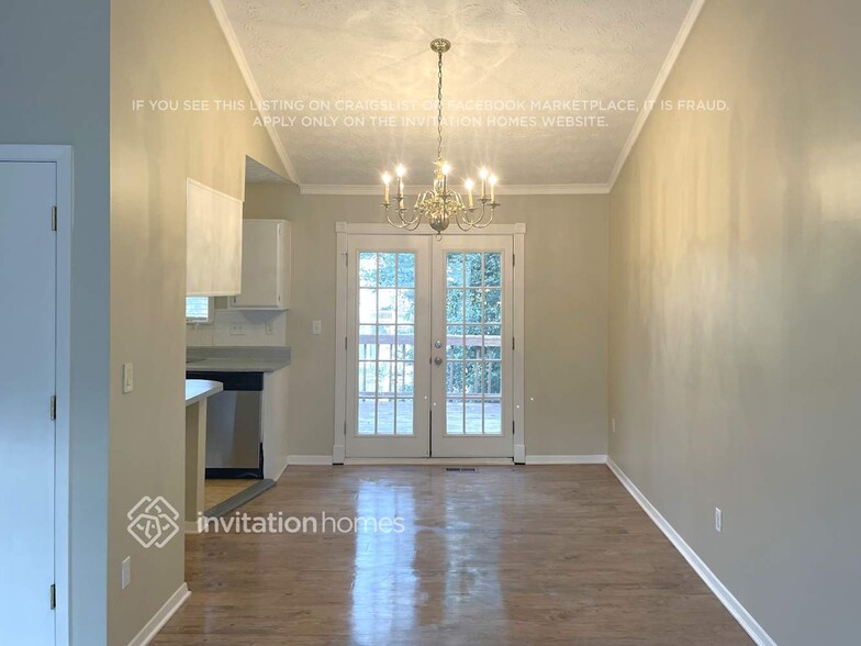 Building Photo - 10495 Ash Rill Dr