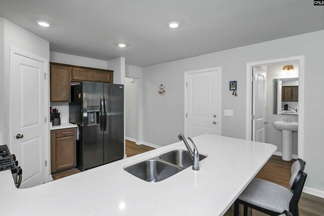 Building Photo - 620 Rothenburg Rd