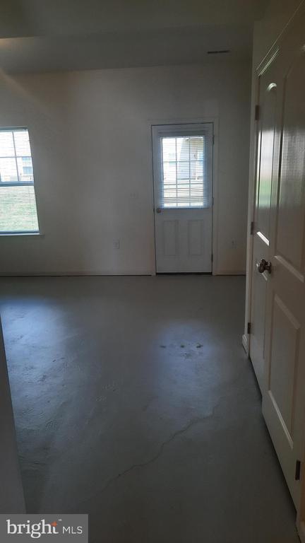 Building Photo - 829 Schooner Ln