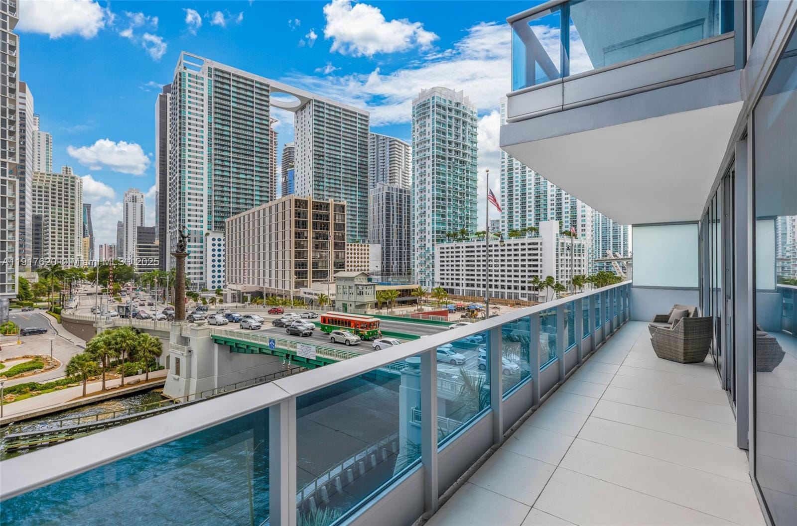 Building Photo - 200 Biscayne Boulevard Way