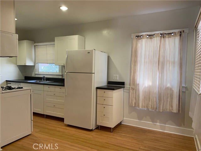 Building Photo - 701 Mira Monte Pl