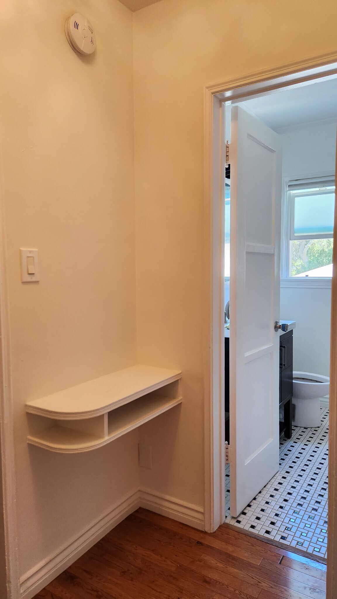 HALLWAY SHELF - 10641 Whipple St