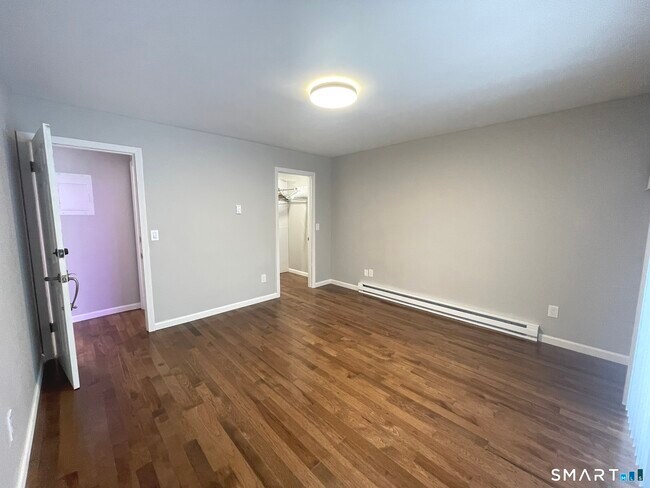 Building Photo - 31 Willow Springs