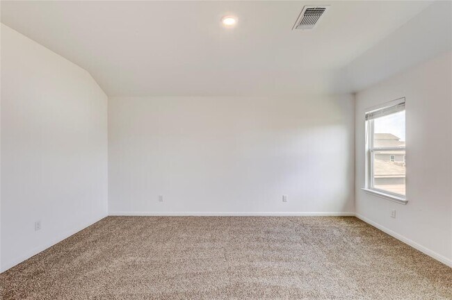 Building Photo - 117 Fairfax Ln